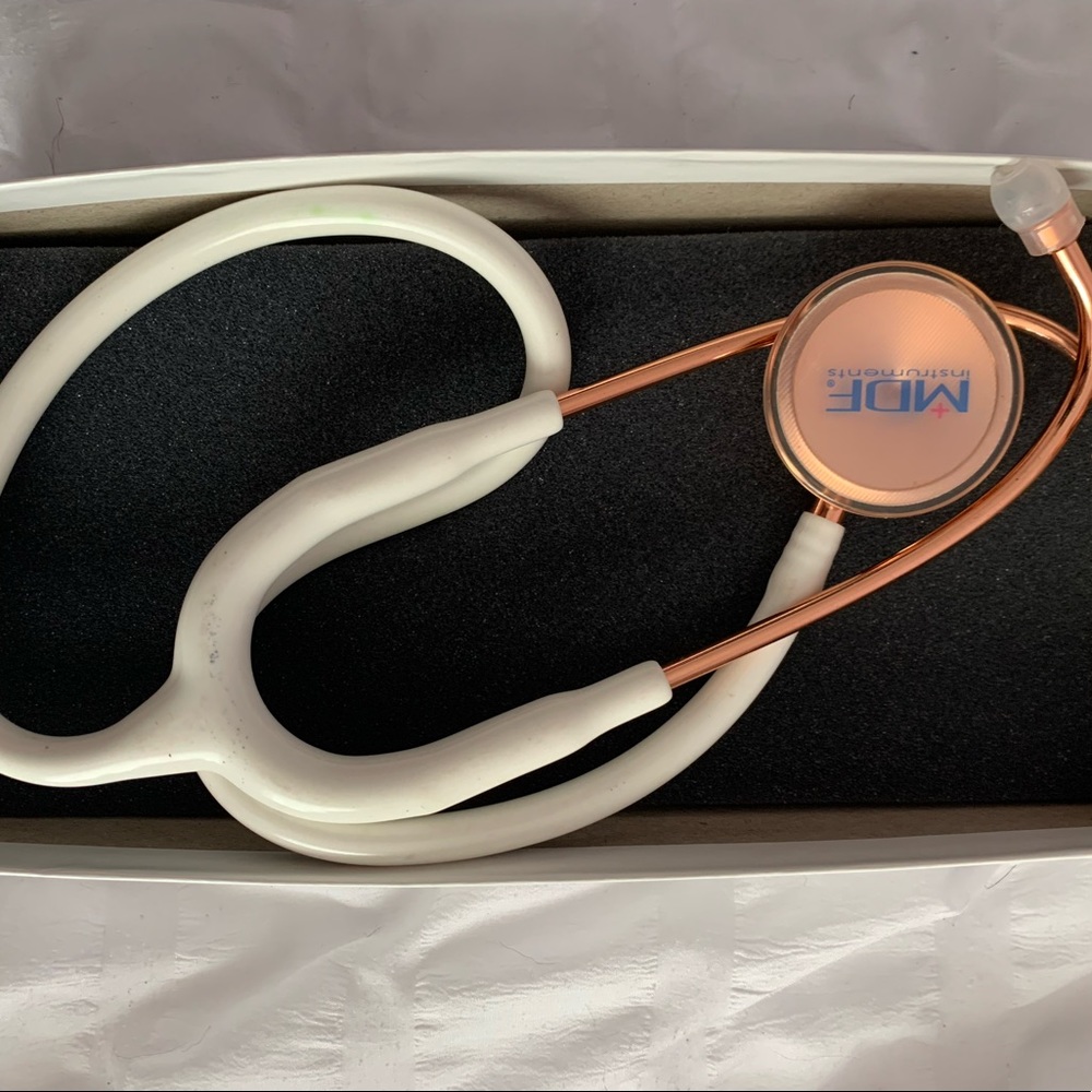 MDF instruments stethoscope